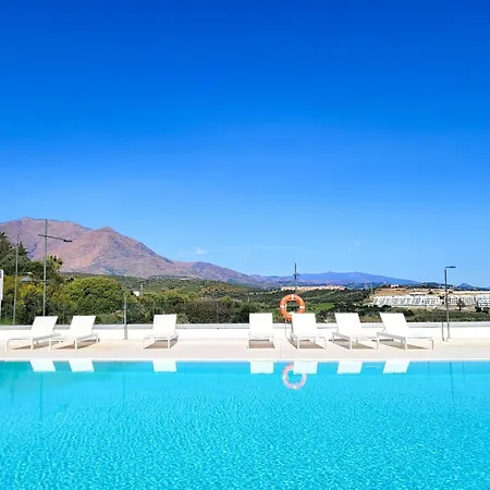 Apartment Two Bedroom In Mirador Del Golf Estepona