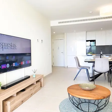 Two Bedroom In Mirador Del Golf Apartamento *