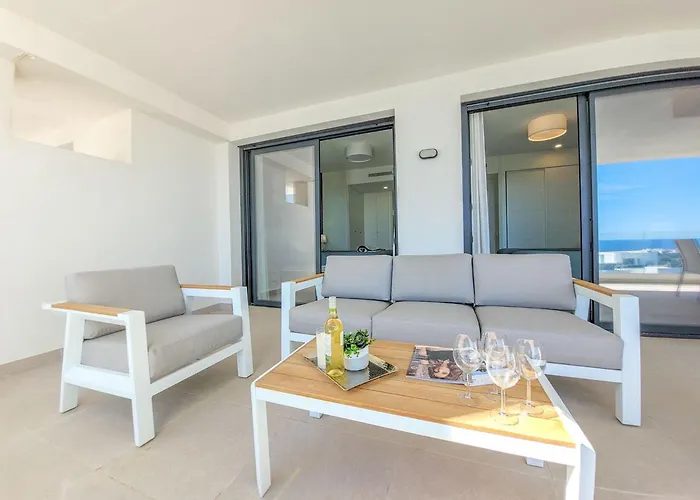 Two Bedroom In Mirador Del Golf Апартаменты